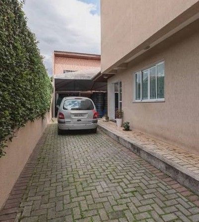 Sobrado com 4 dormitórios à venda, bairro GUAÍRA - CURITIBA - PR