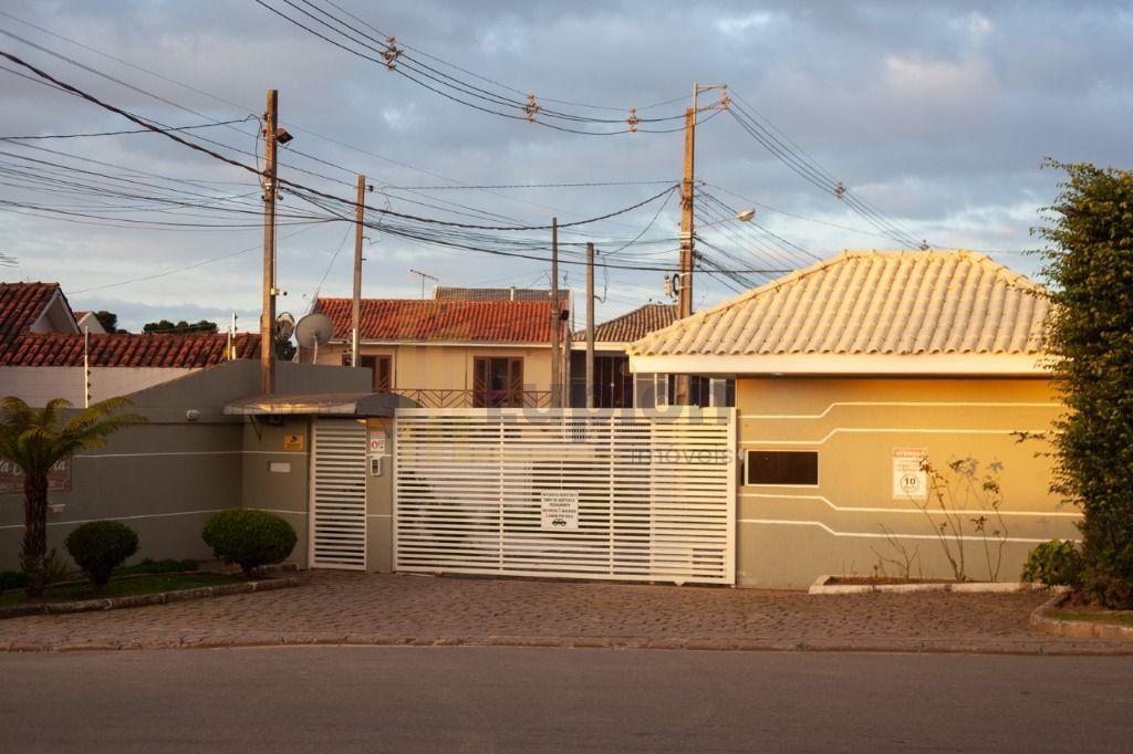 Terreno à venda, 180 m  por R  200.000,00 - Santa Cândida - Cu...