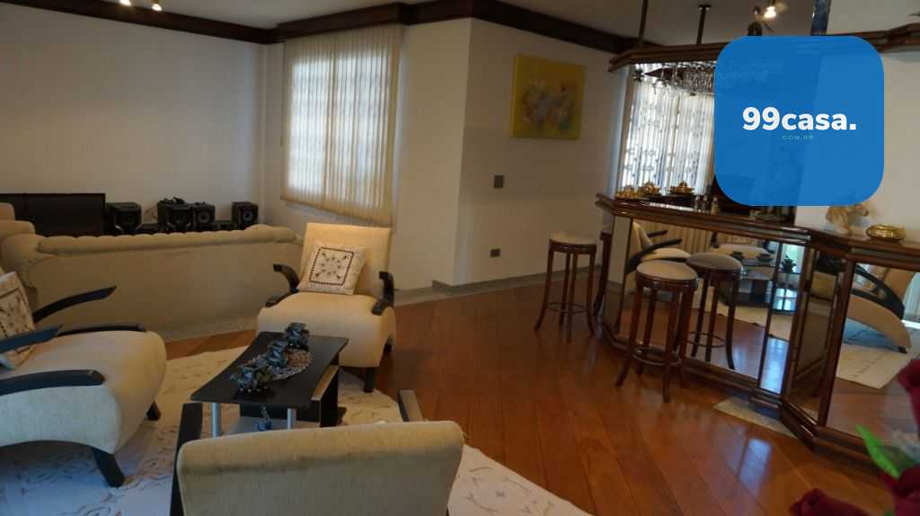 Casa  500m   ótima oportunidade - Jardim das Américas - Curiti...