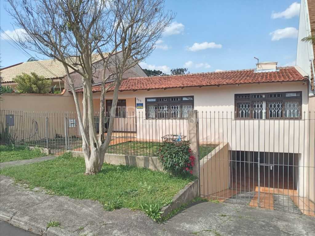 Casa com 3 quartos à venda, 228 m  por R  950.000,00 - Guabiro...