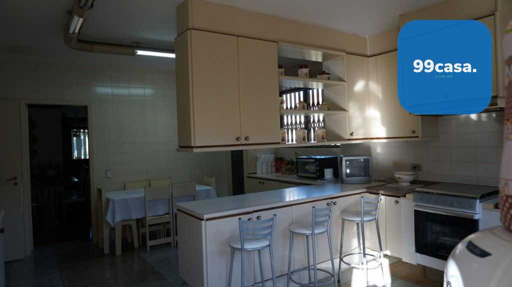 Casa  500m   ótima oportunidade - Jardim das Américas - Curiti...