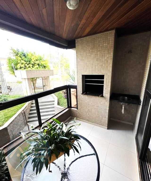 Apartamento com 3 dormitórios  1 suíte  à venda, em Vila Izabe...