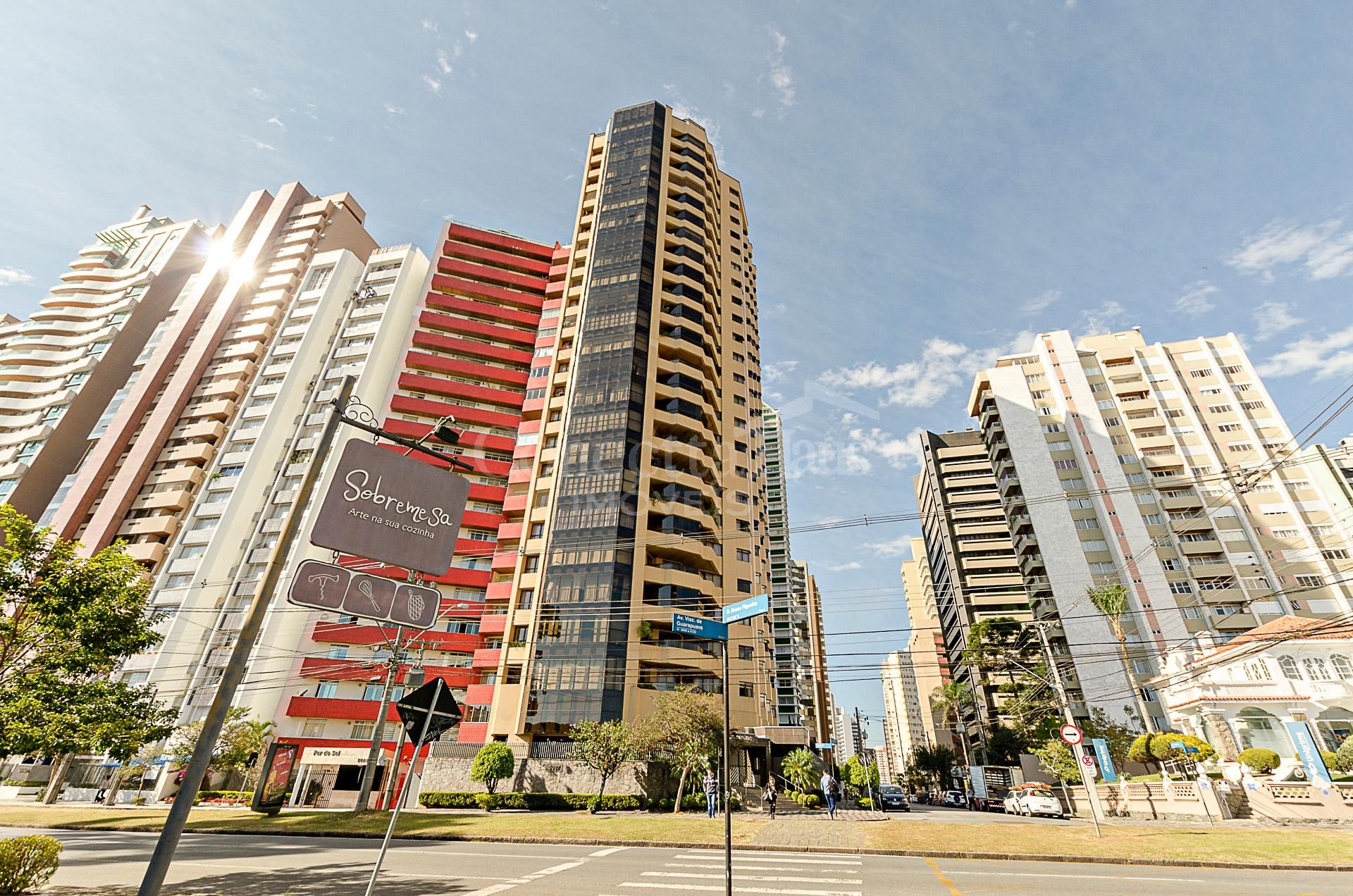 Apartamento no Edifício Danúbio no Batel um dos melhores bairr...