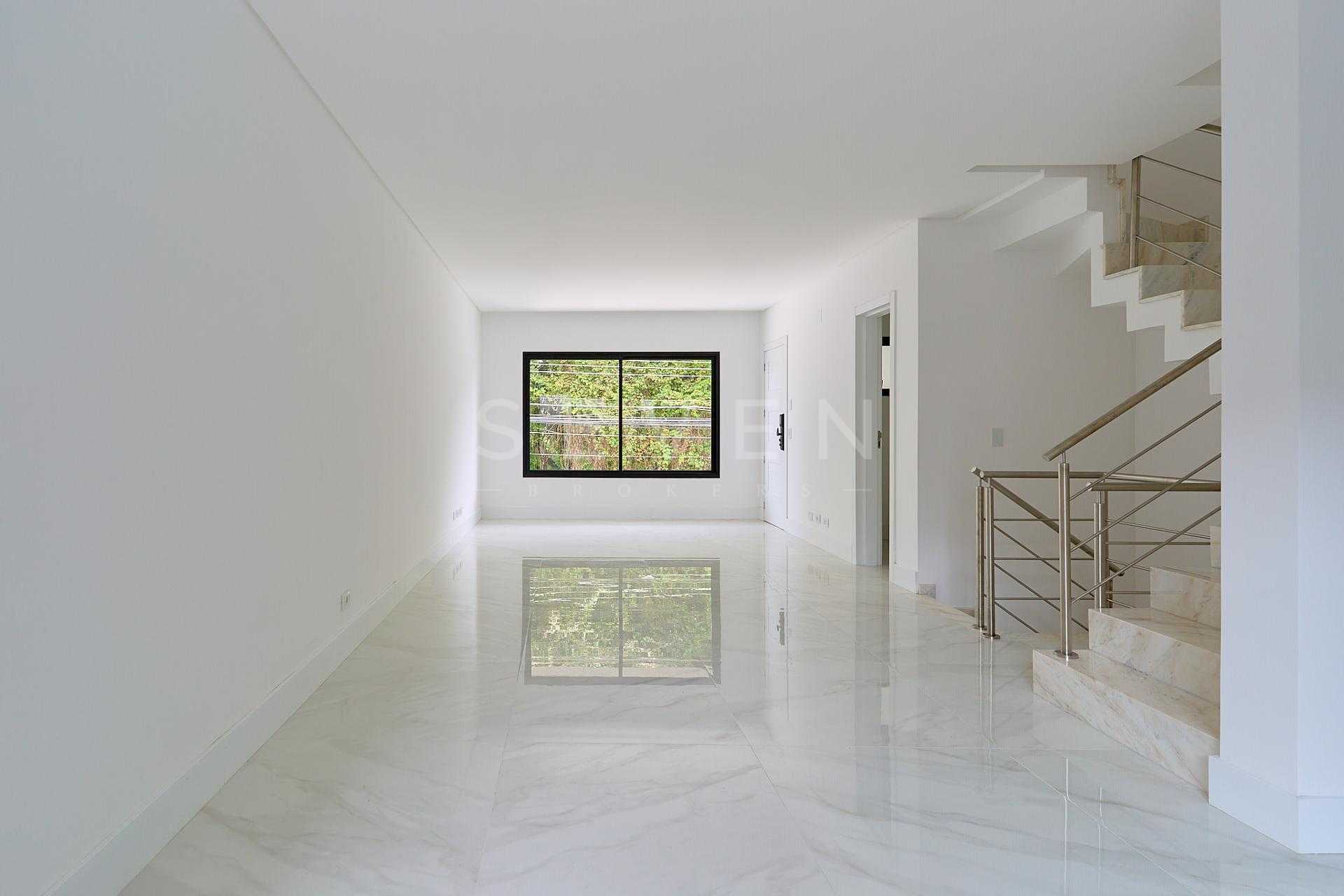 Sobrado à venda, de 195,62m  Bairro Mercês, CURITIBA - PR