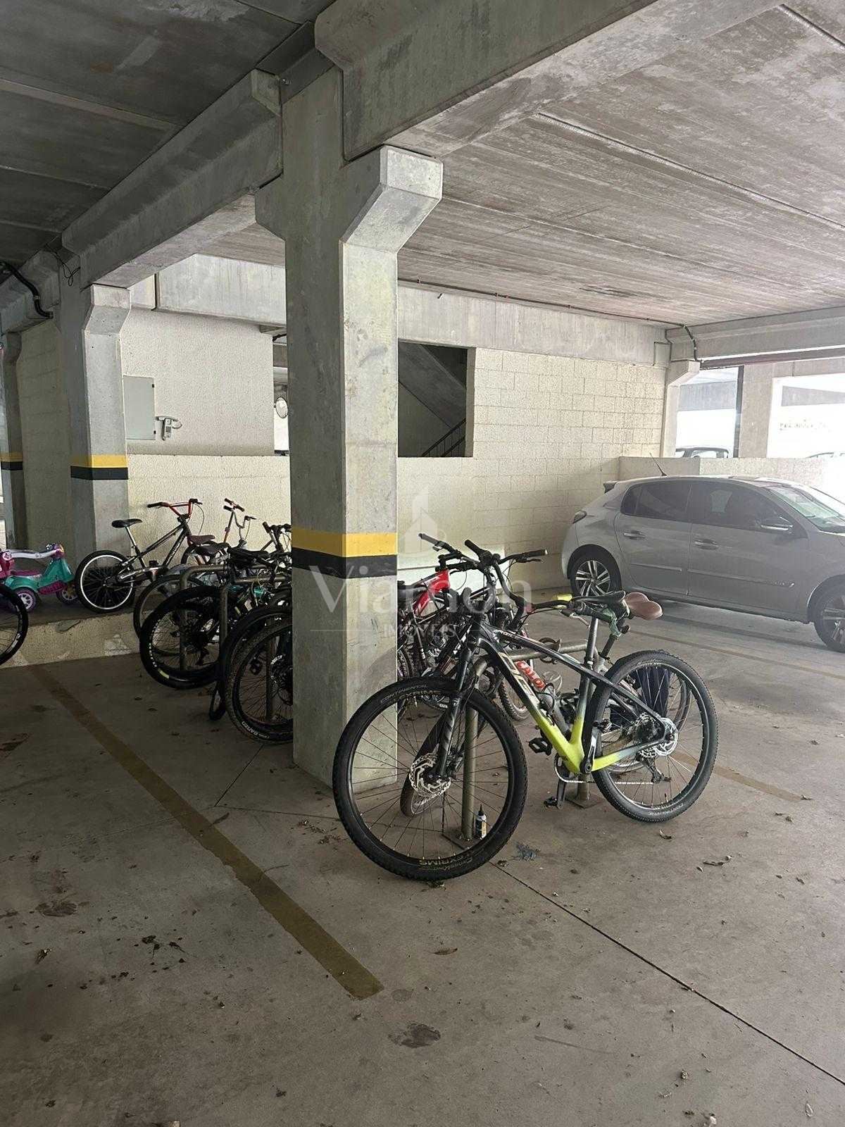 Apartamento à venda no bairro Santa Cândida, 2 quartos, garage...