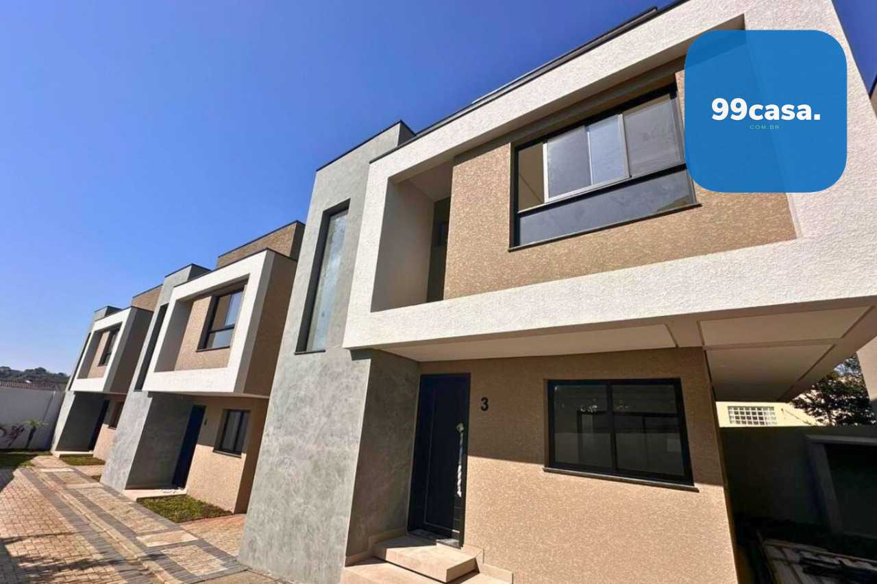 Sobrado | Santa Cândida não geminado a duas quadras da Fernand...