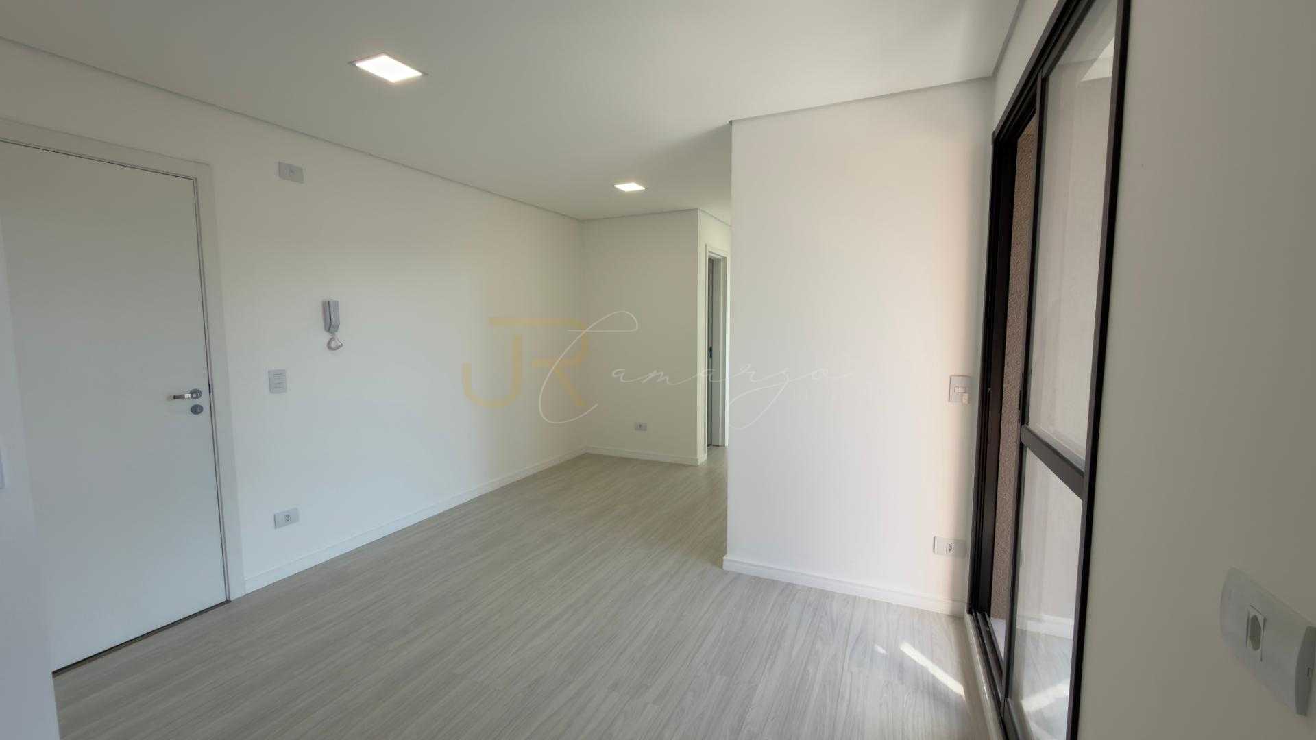 Apartamento de 2 quartos para locação por R$ 2.000,00, bairro ...