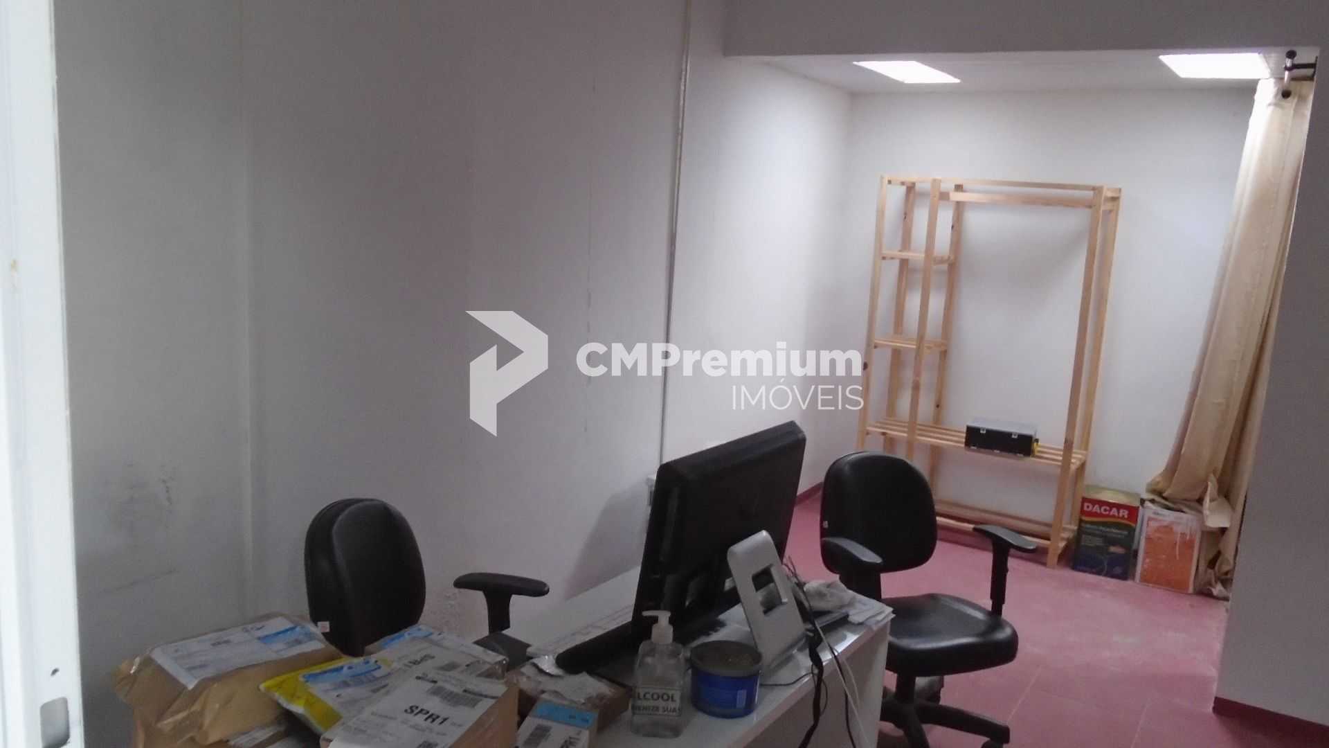 Excelente barracão 380m2, terreno 500 m2, regiao alta R  750 m...