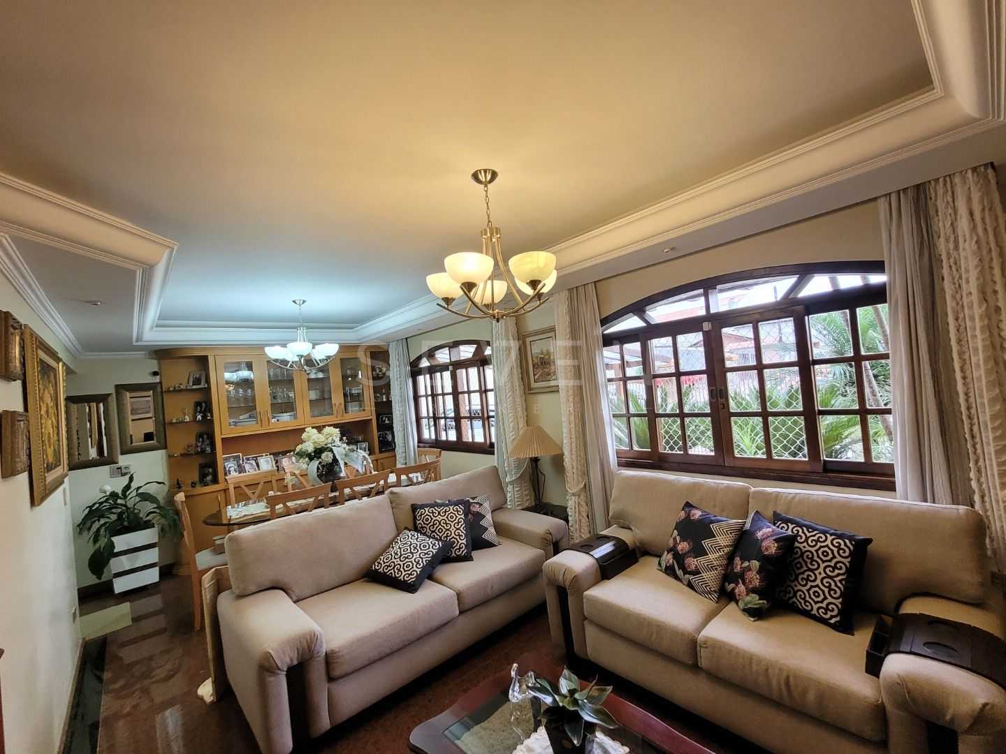 Sobrado com 7 dormitórios à venda,500.00 m , bairro alto, CURI...