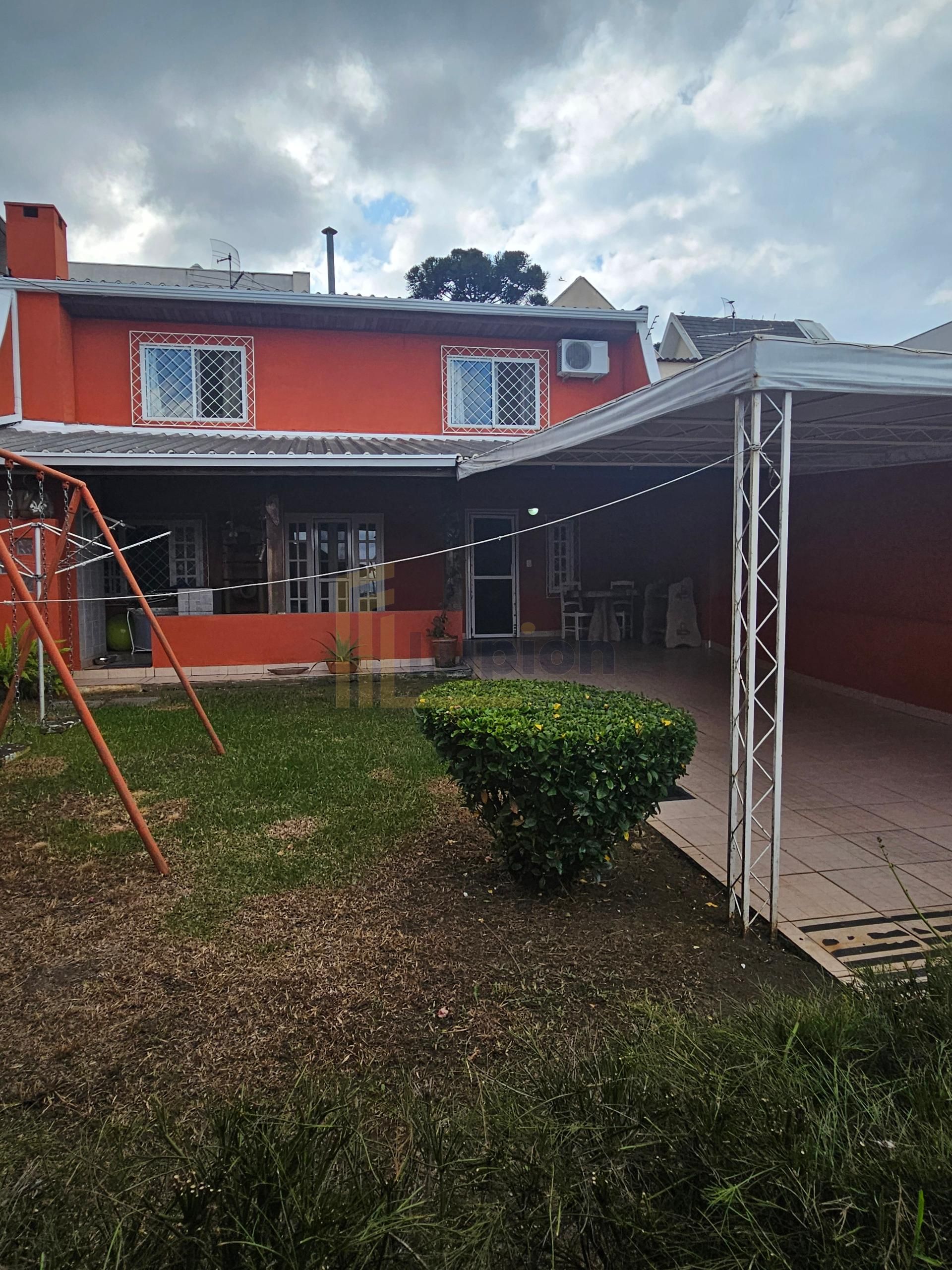 Casa Bairro Alto 153 m   3 qtos 1 ste  no terreo, 2ª Casa 50 m...