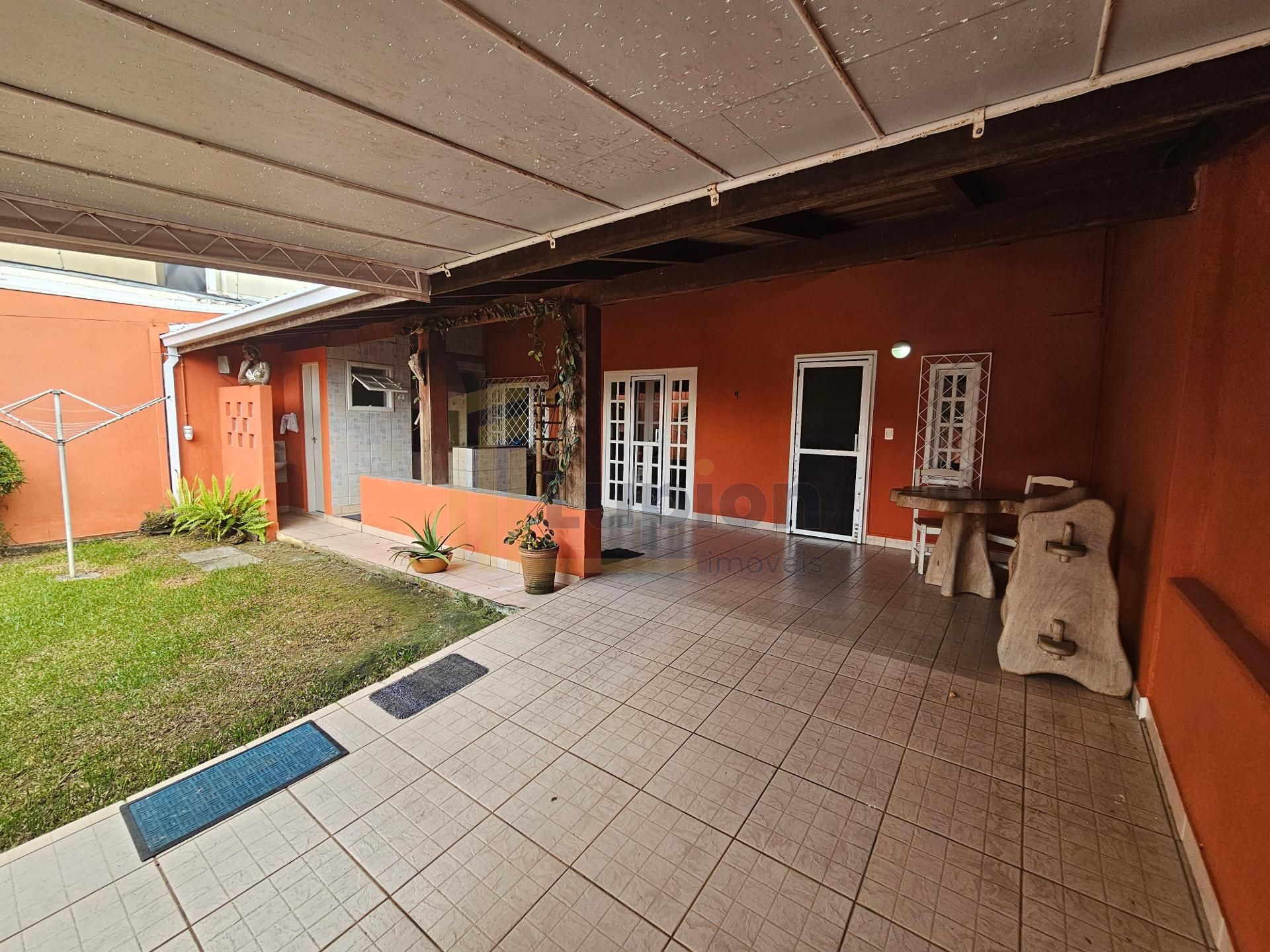 Casa Bairro Alto 153 m   3 qtos 1 ste  no terreo, 2ª Casa 50 m...