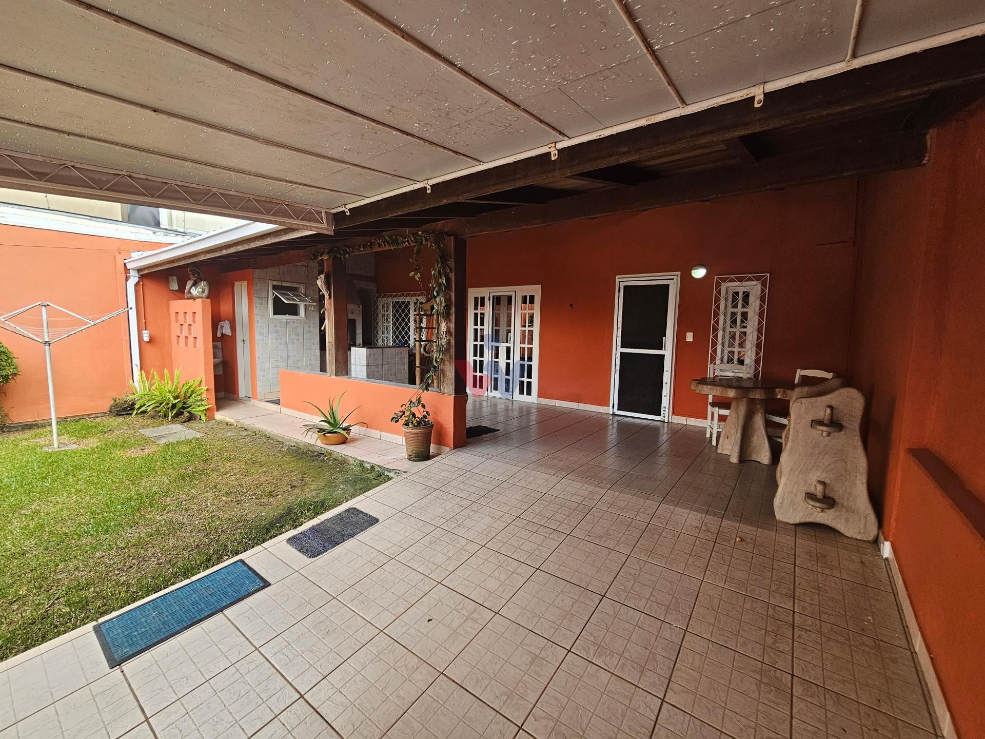 Casa Bairro Alto 153 m   3 qtos 1 ste  no terreo, 2ª Casa 50 m...