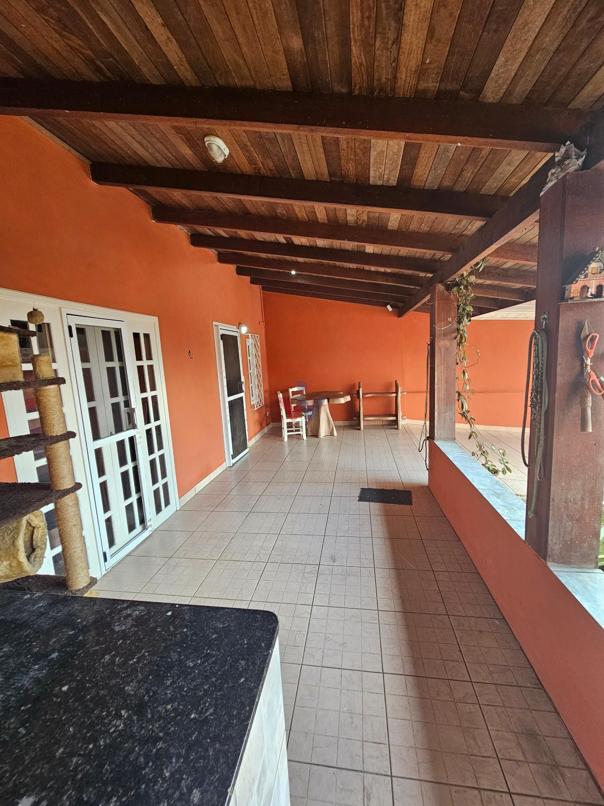 Casa Bairro Alto 153 m   3 qtos 1 ste  no terreo, 2ª Casa 50 m...