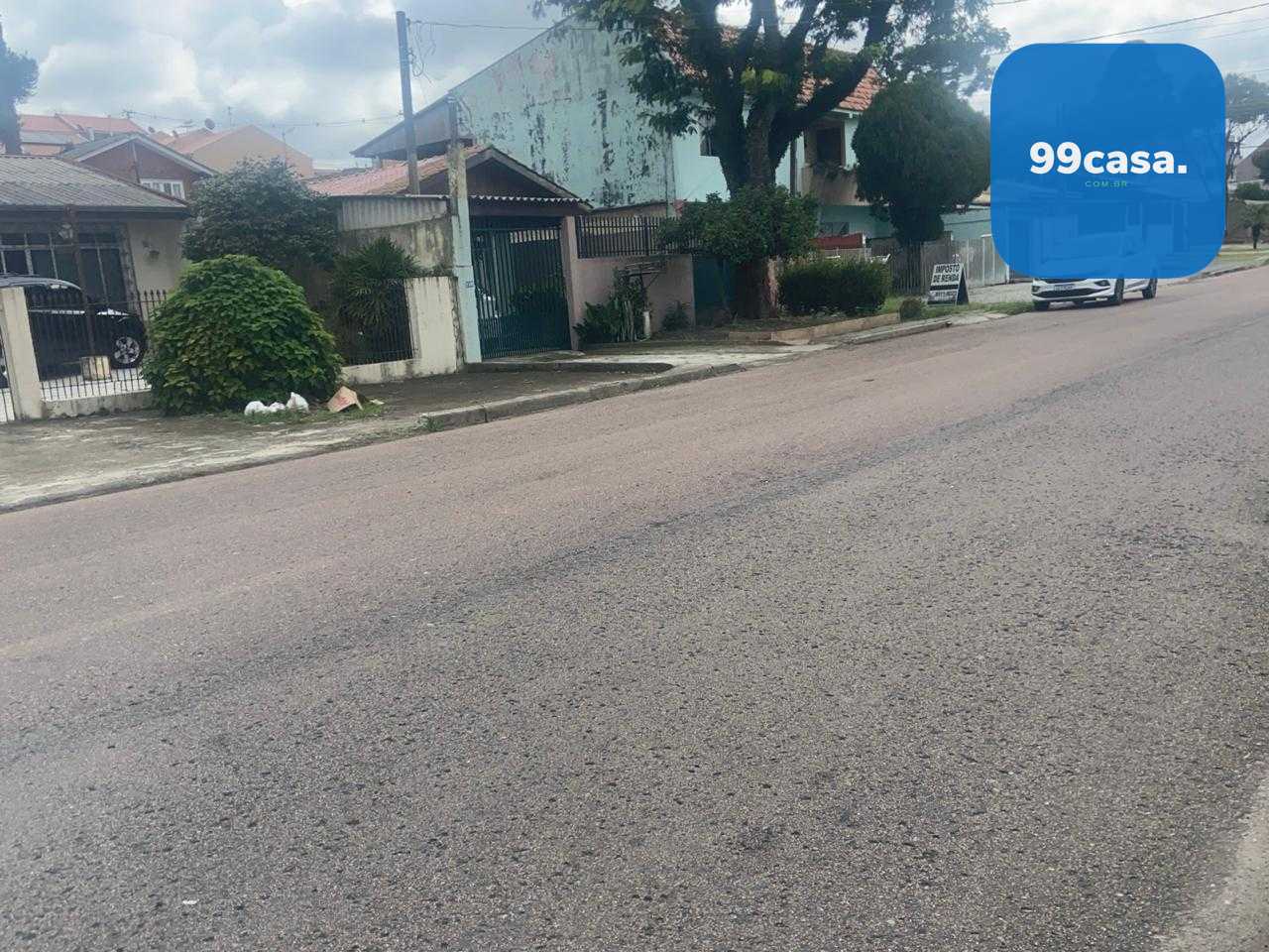 Terreno 500m   10x50 , 1 casa   4 kitinetes, excelente investi...