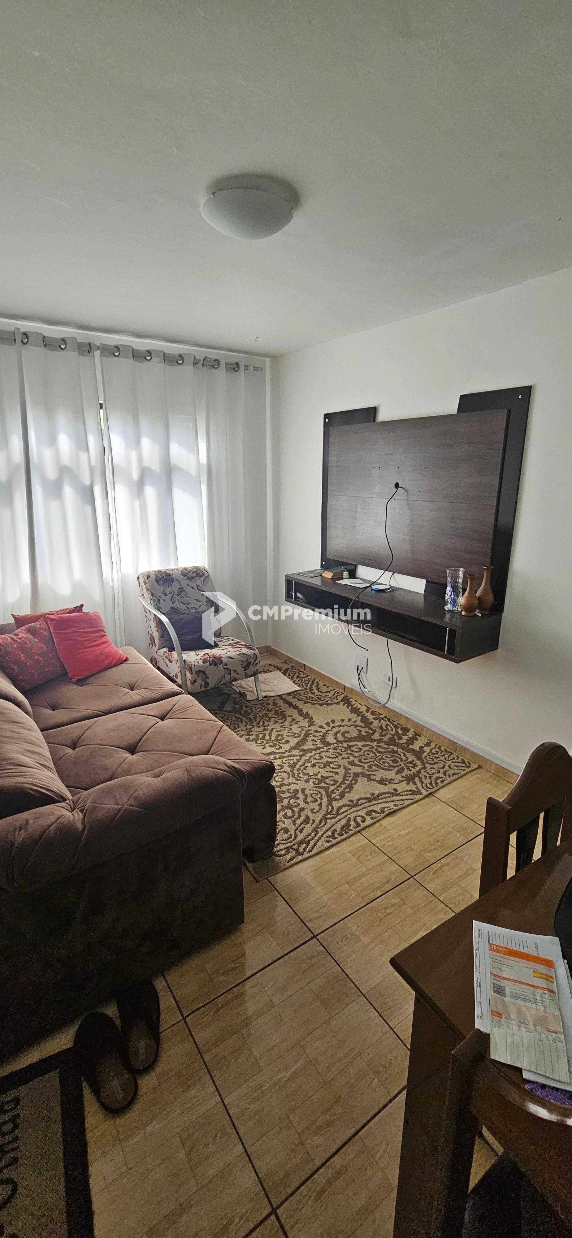 Apto 47 m2- Sta Candida, 02 qtos, 01 vaga, face norte, R  180 mil