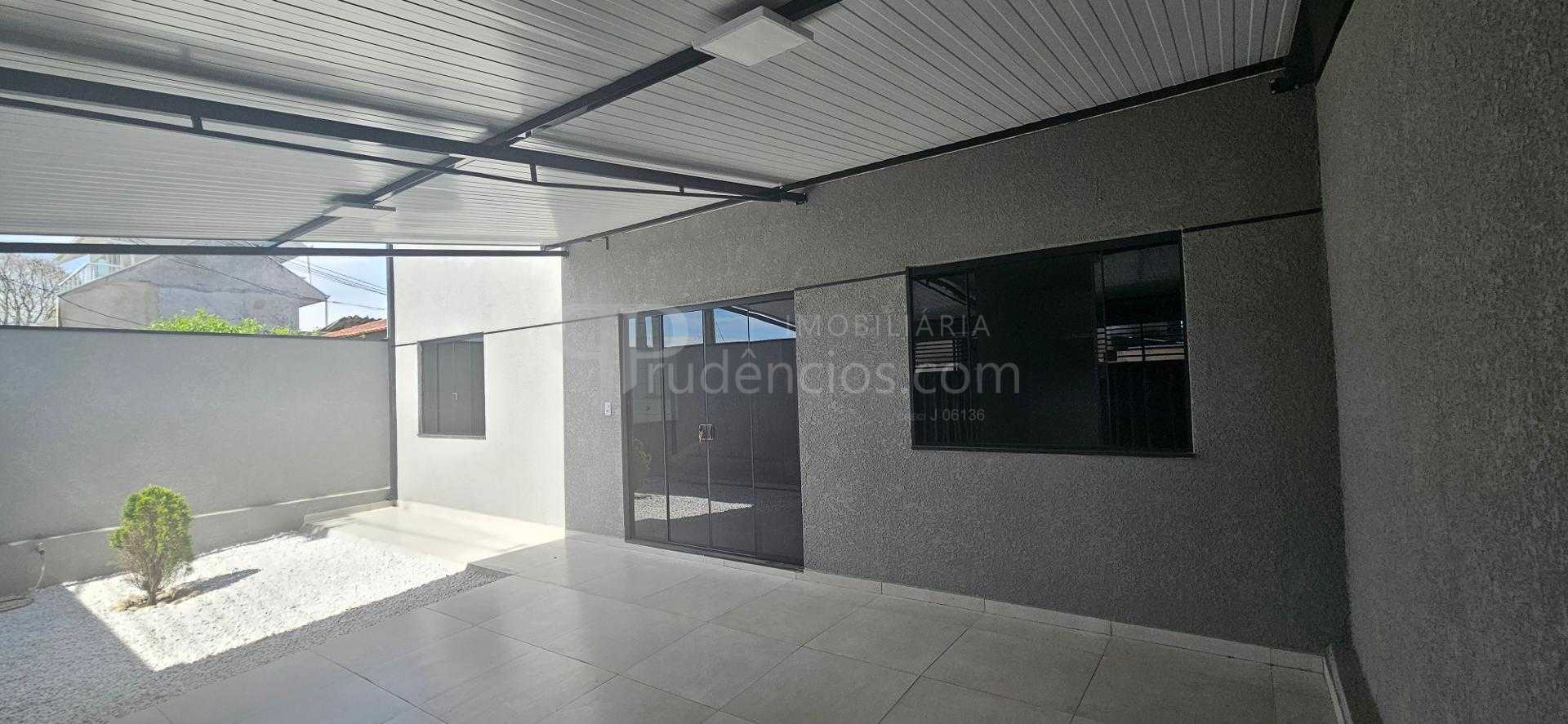 Sobrado 100 m2- S j Pinhais- Prox Boticario,03 qtos,03 vagas, ...