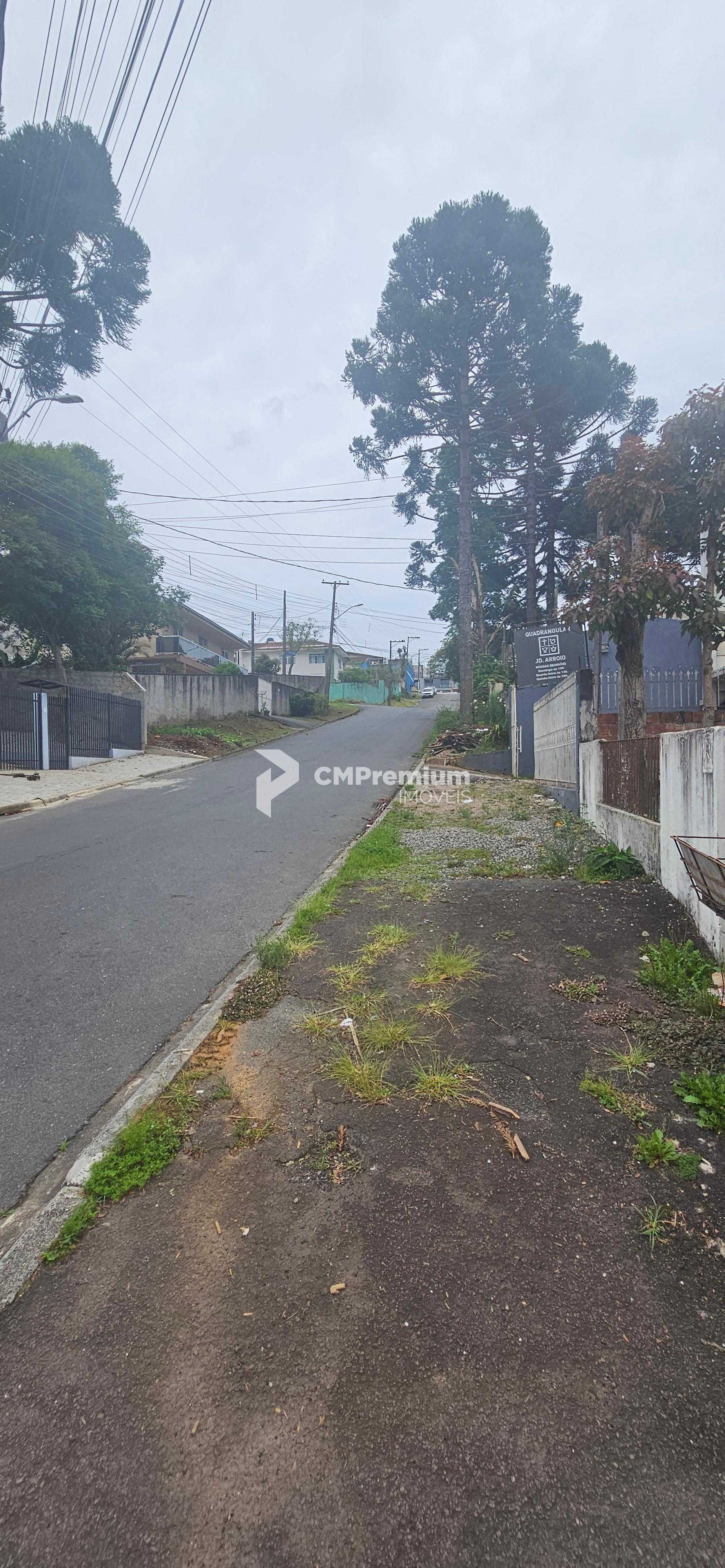 Terreno Boa vista 484 m2 11x44  ZR-2 com 2 casas não averbadas...