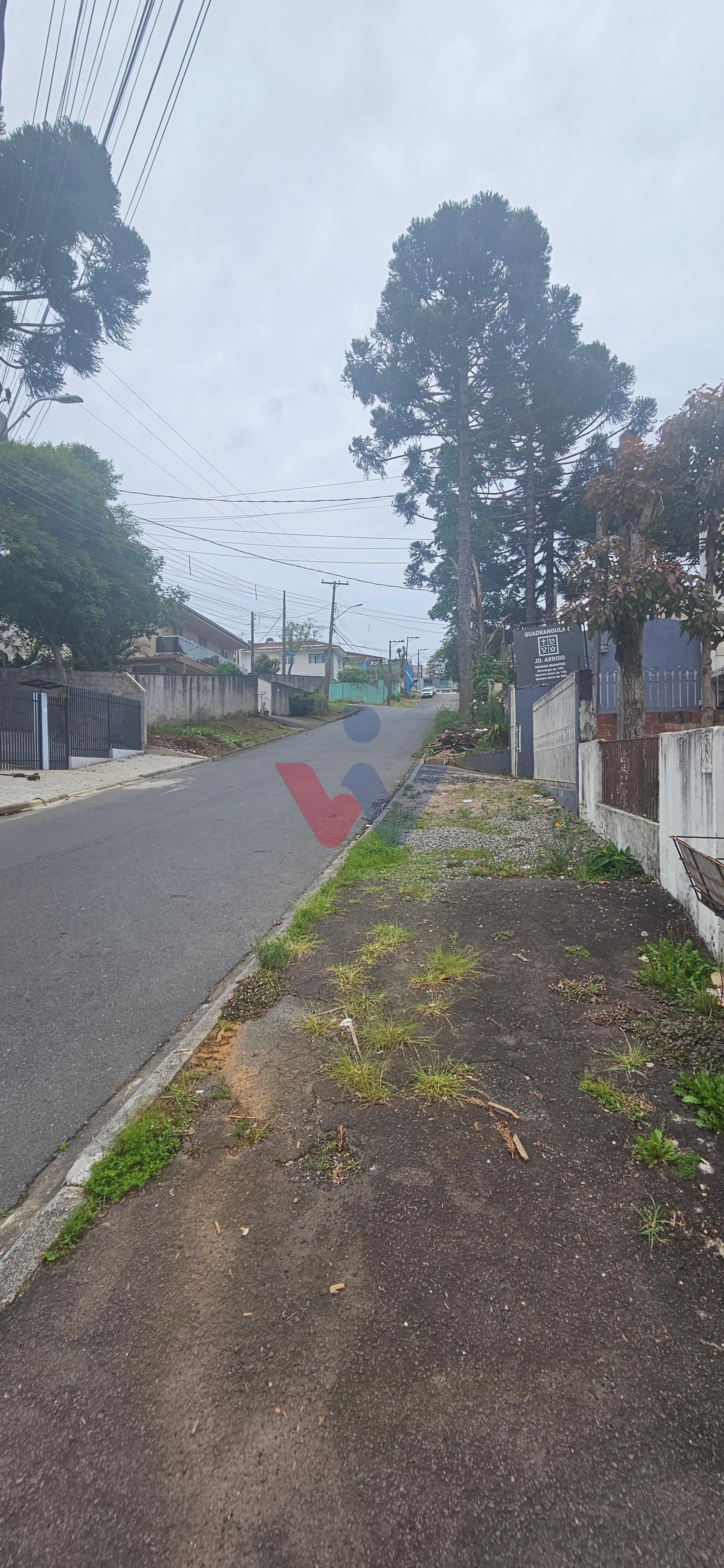 Terreno Boa vista 484 m2 11x44  ZR-2 com 2 casas não averbadas...