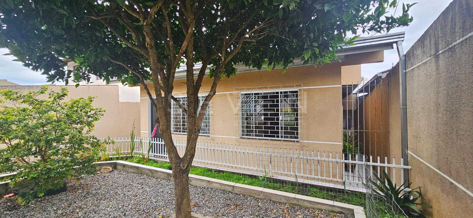 Bairro Alto- Terreno 500 m2,4 casas construídas 200 m2, estuda...