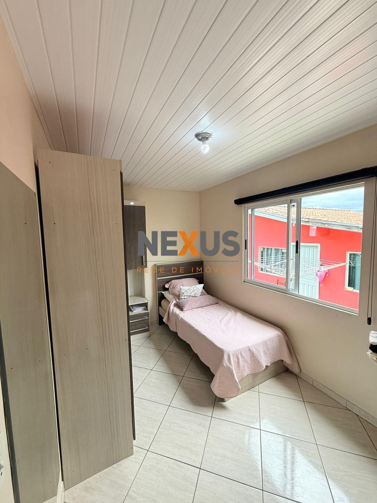 Bairro Alto- Terreno 500 m2,4 casas construídas 200 m2, estuda...