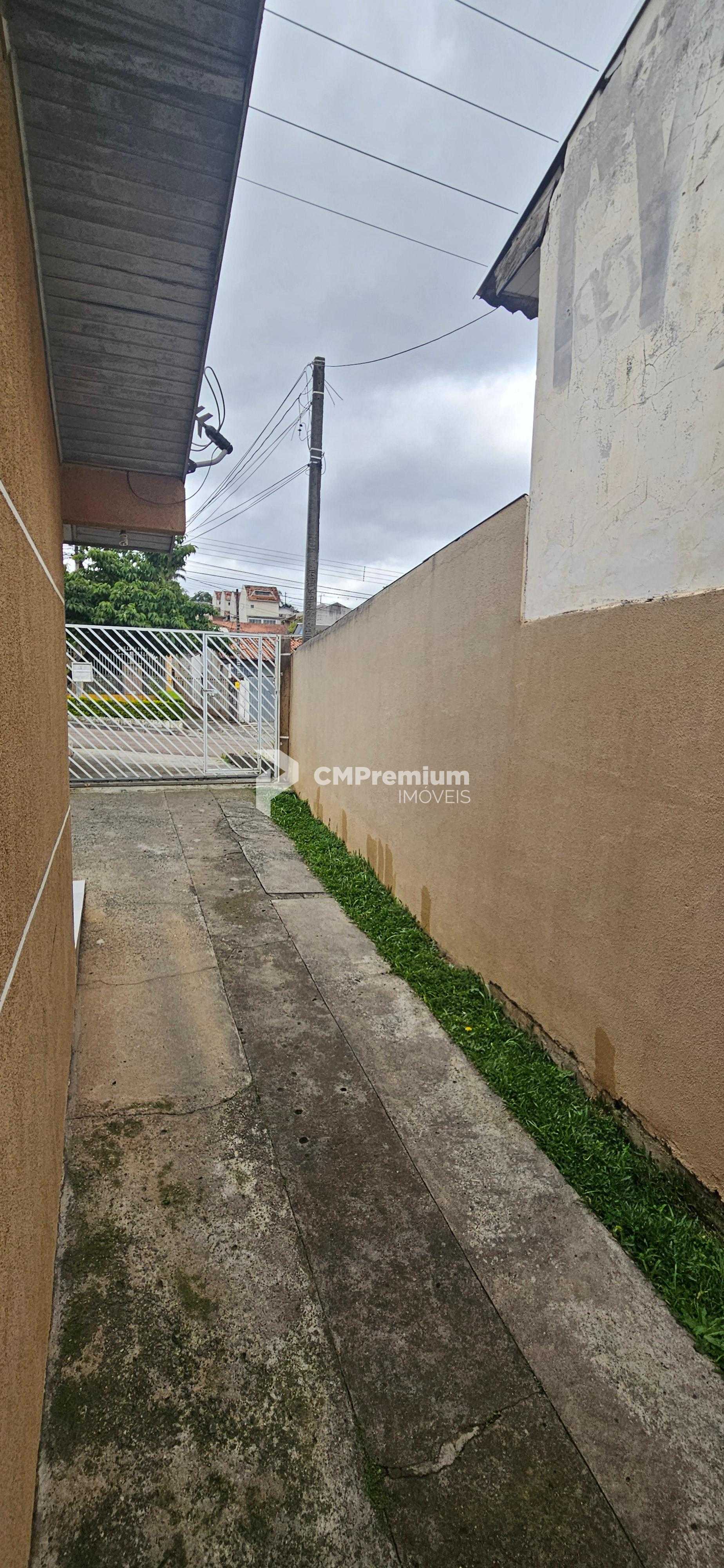 Bairro Alto- Terreno 500 m2,4 casas construídas 200 m2, estuda...