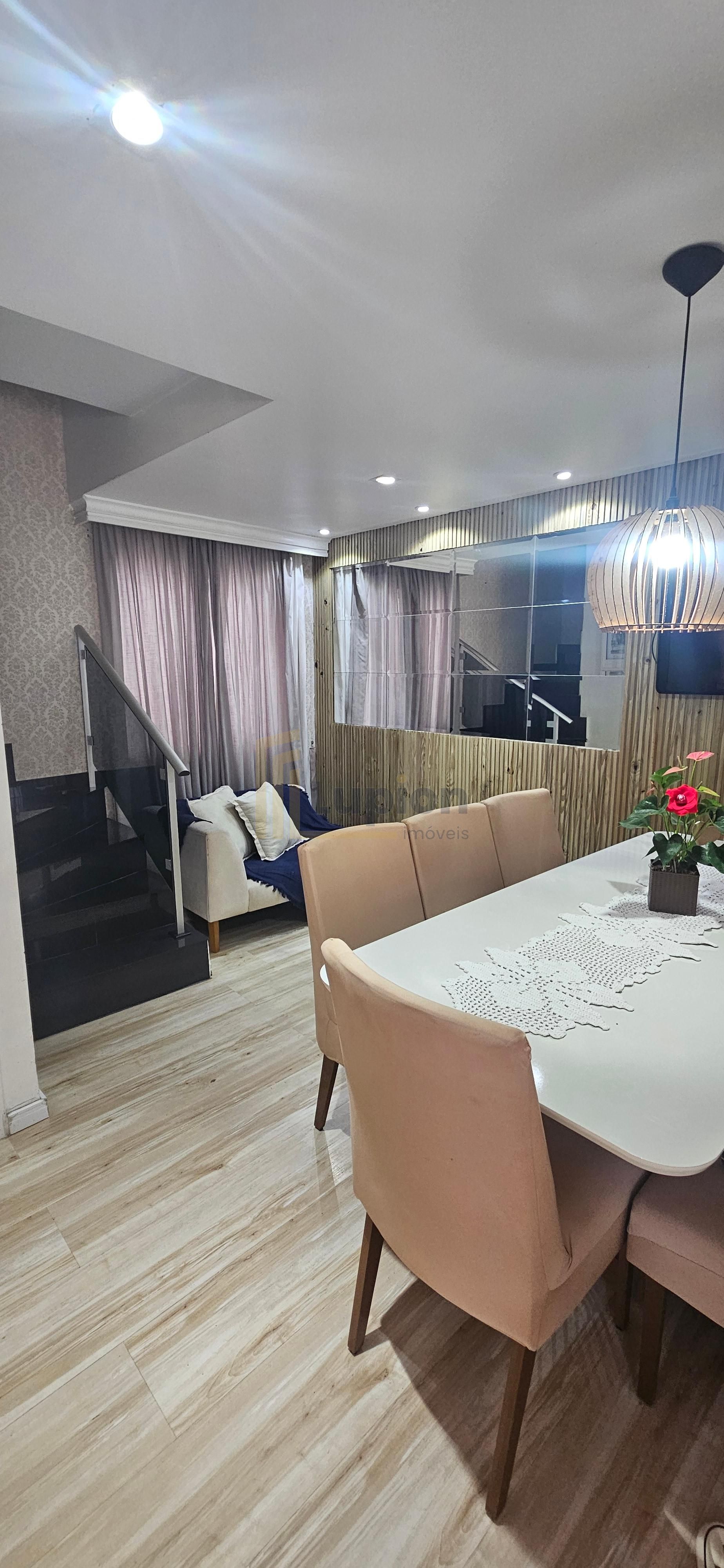 Triplex - Bairro Santa Cândida - 90 m ,recém reformado, 03 qto...