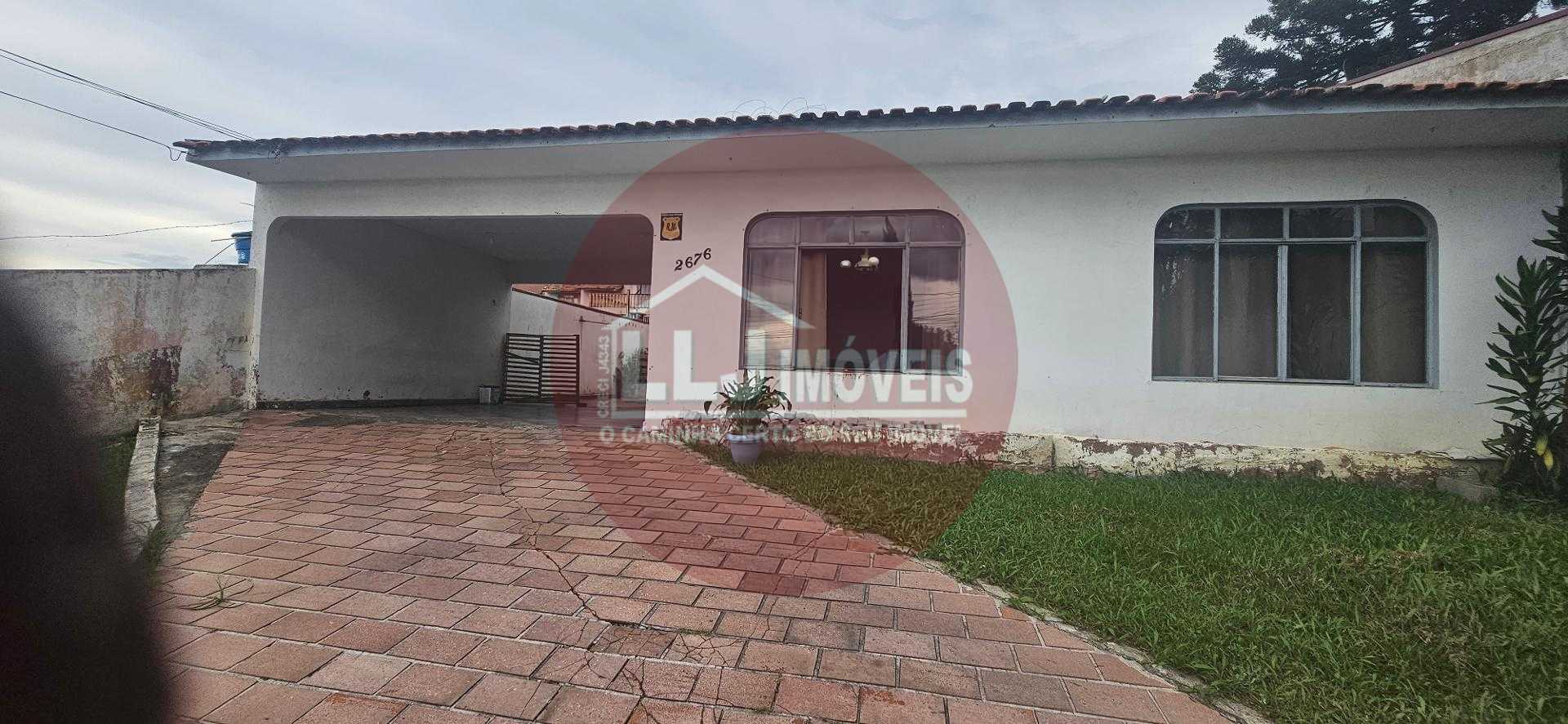 Casa térrea Bairro alto 203 m2, terreno 650 m2, 03 qtos  ste  R  895 mil