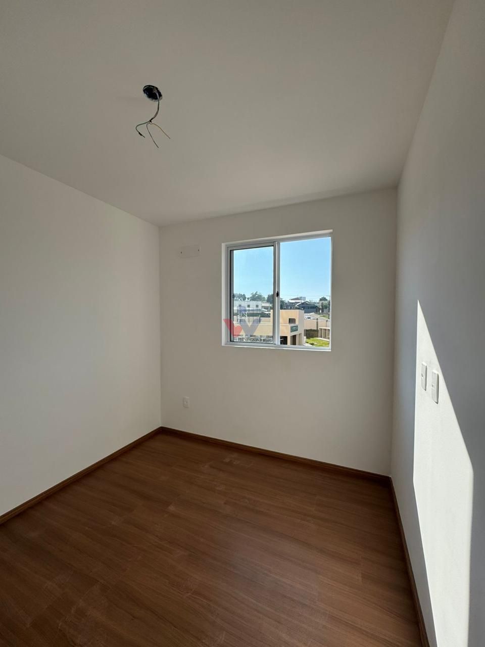 Apto NOVO Bairro Alto - 02 qtos, sacada c  churr, 01 vaga R  4...