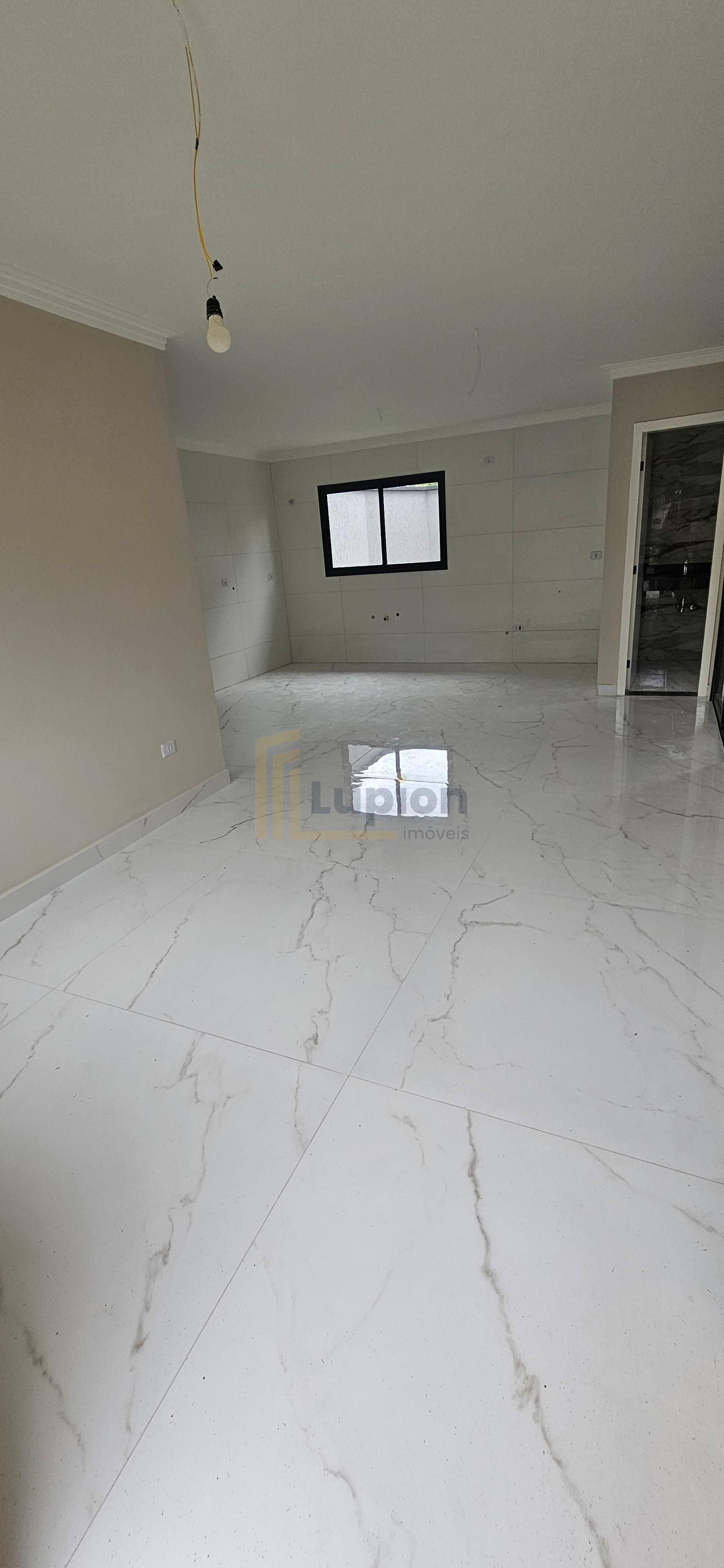 SOBRADOS NOVOS PINHAIS- 138 m2, 03 qtos ste , 02 vagas, R  680...