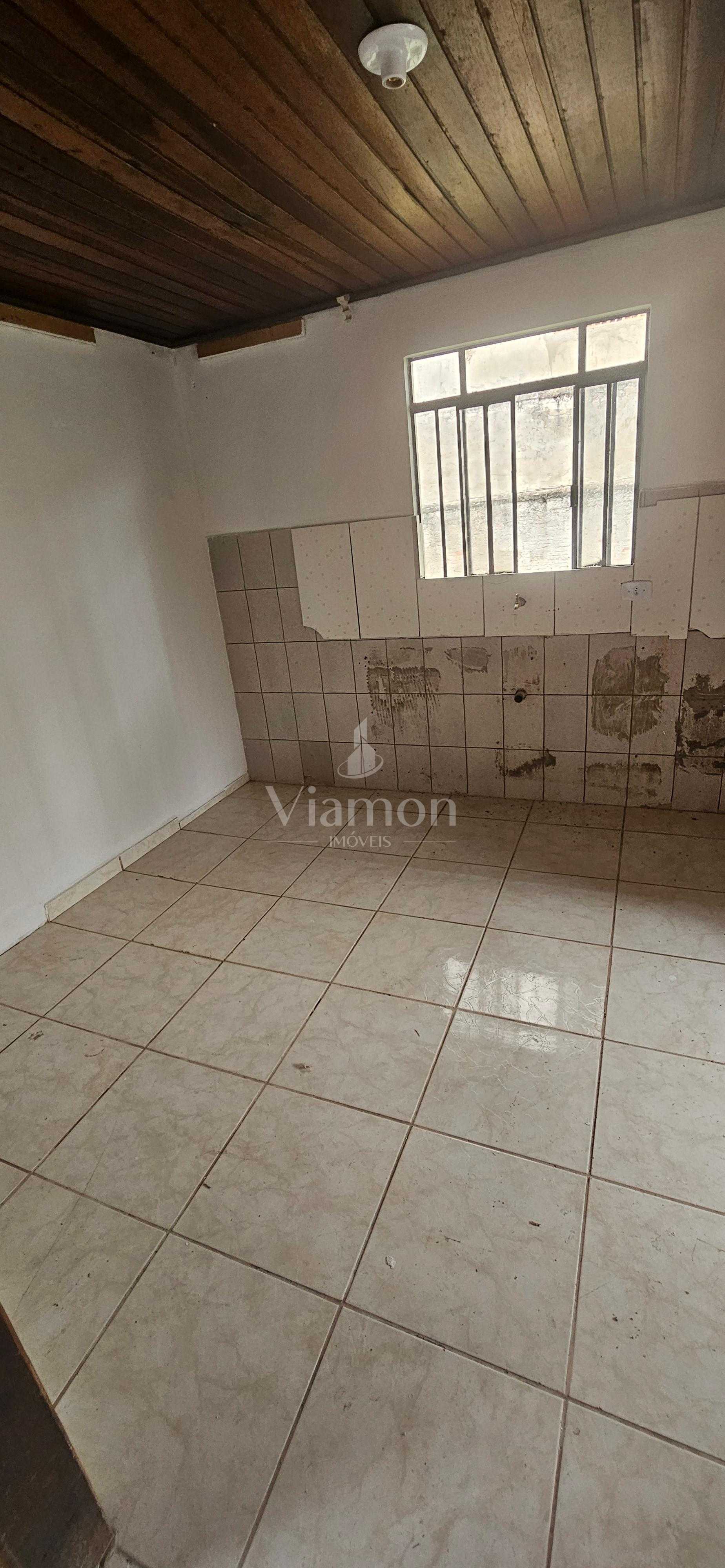 Casa Pinhais - locação 70 m2 - 03 qtos, 02 vagas R  1.500,00 l...