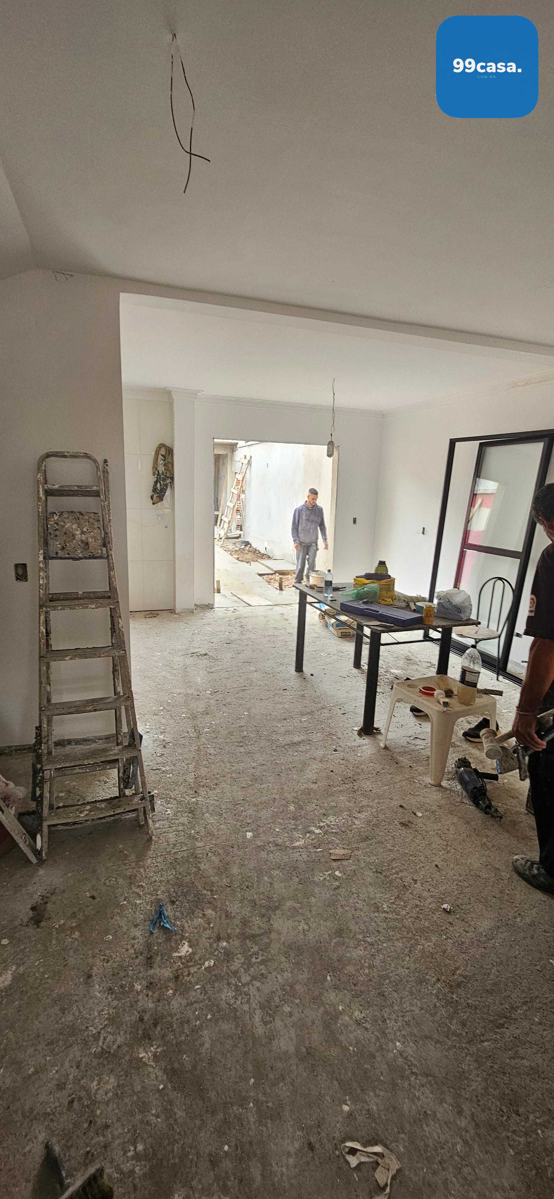 Sobrado Pinhais 174 m2- 03 qtos  ste  02 vagas, R  850 mil