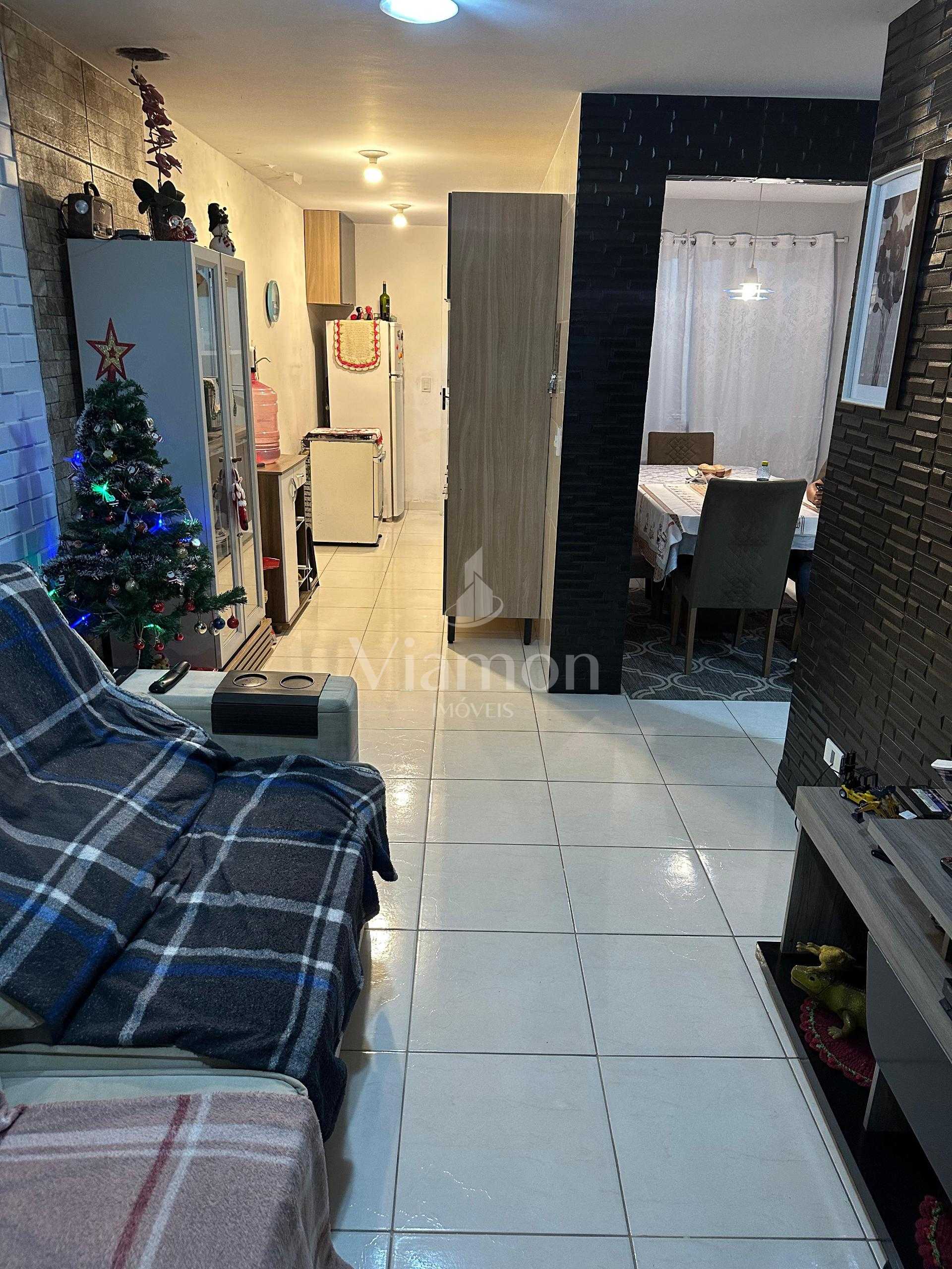 Casa Piraquara 50 m2, 03 qtos, 02 vagas R  250 mil aceita financ.