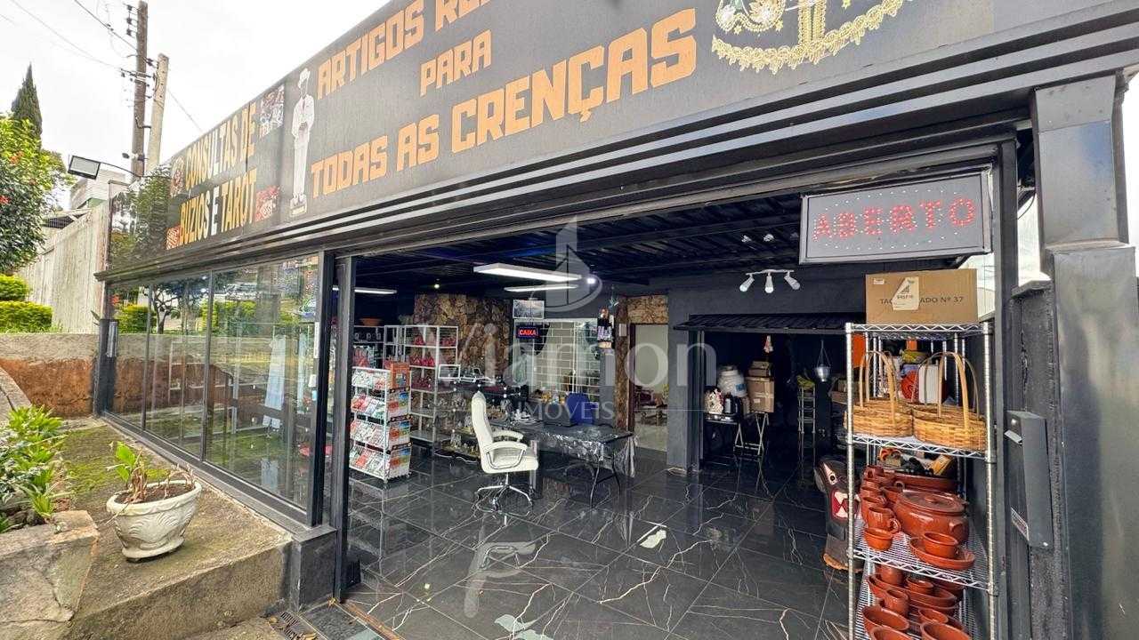 Ponto comercial + residência! Na principal rua do Bairro Alto!
