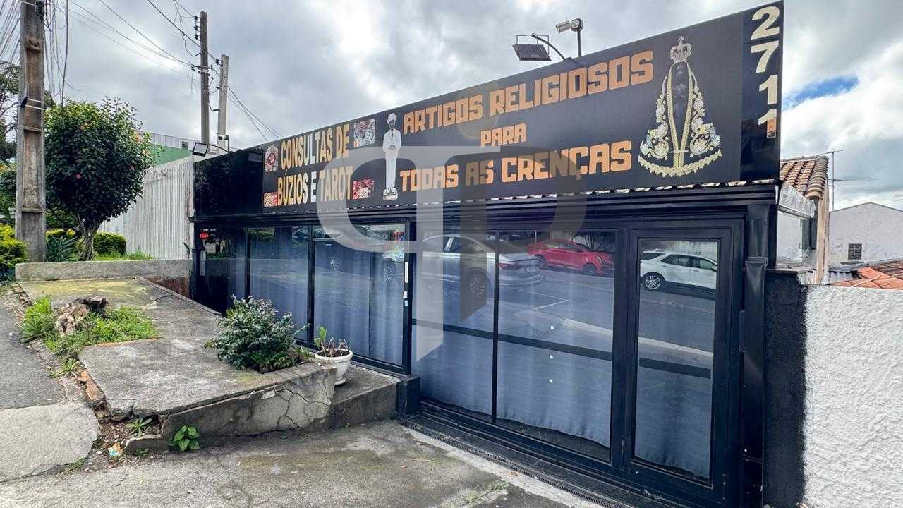 Ponto comercial + residência! Na principal rua do Bairro Alto!