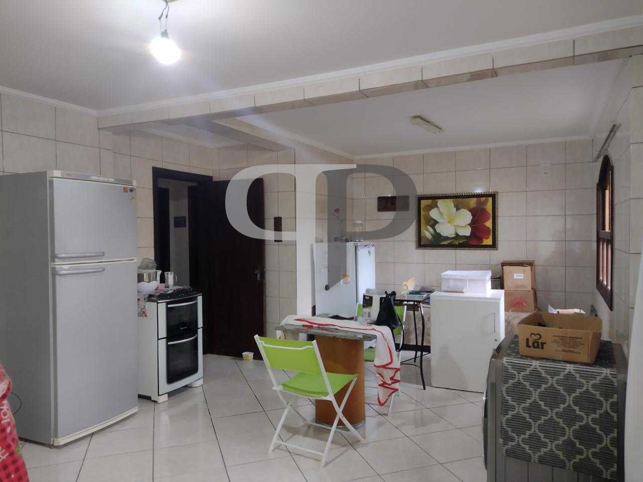 OPORTUNIDADE, PINEVILLE, CASA COM TERRENO DE 360M²