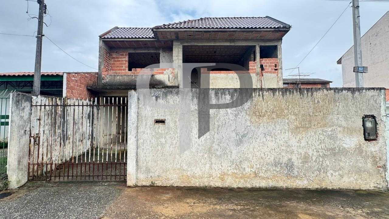 Sobrado com grande potencial no NOVO MUNDO!