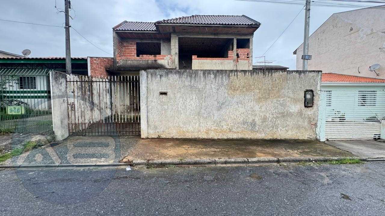 Sobrado com grande potencial no NOVO MUNDO!