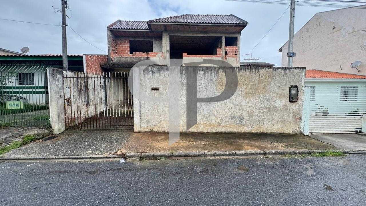 Sobrado com grande potencial no NOVO MUNDO!