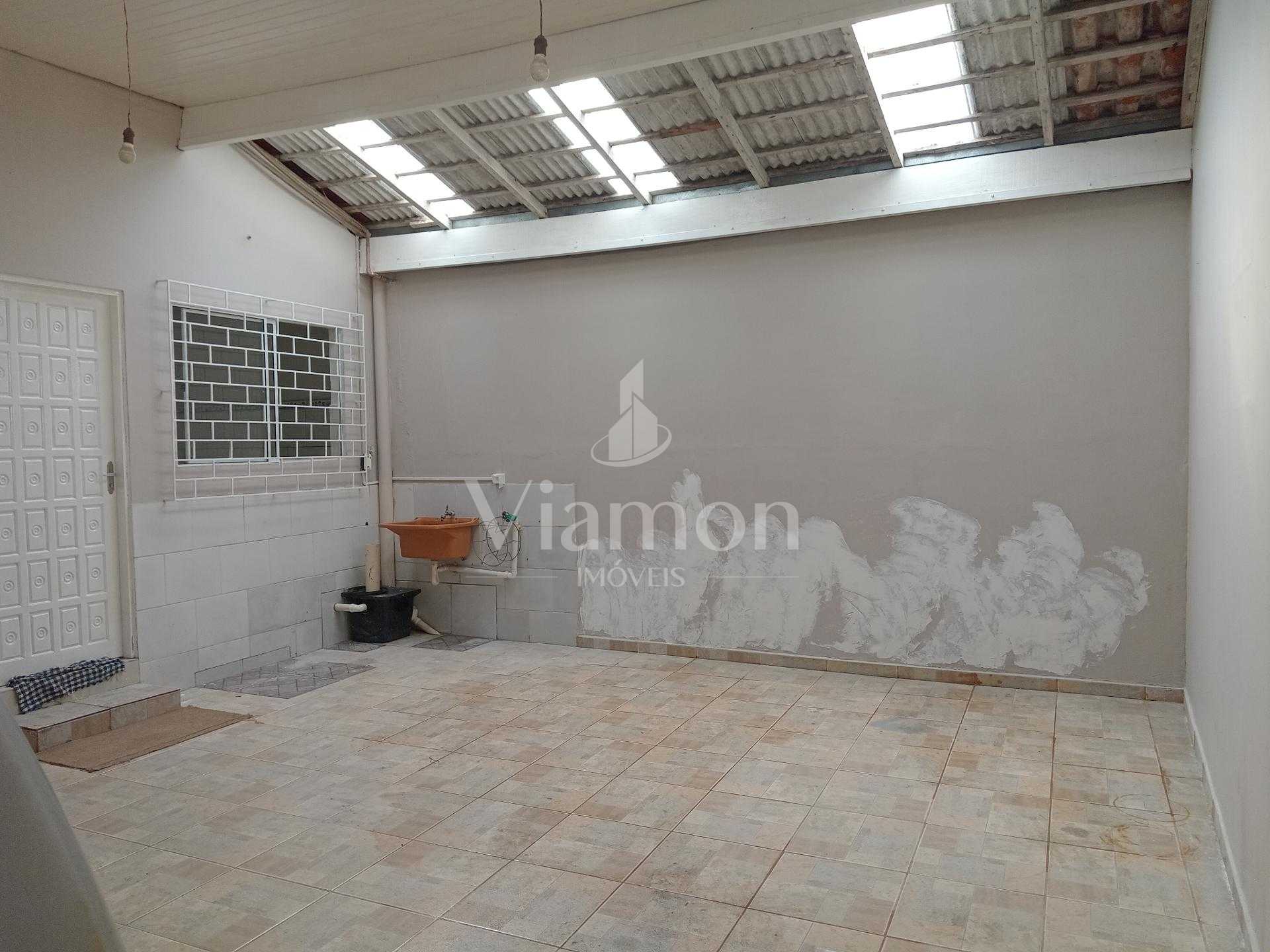 Casa em Condomínio para Locação, 03 dormitórios,  próx. termin...