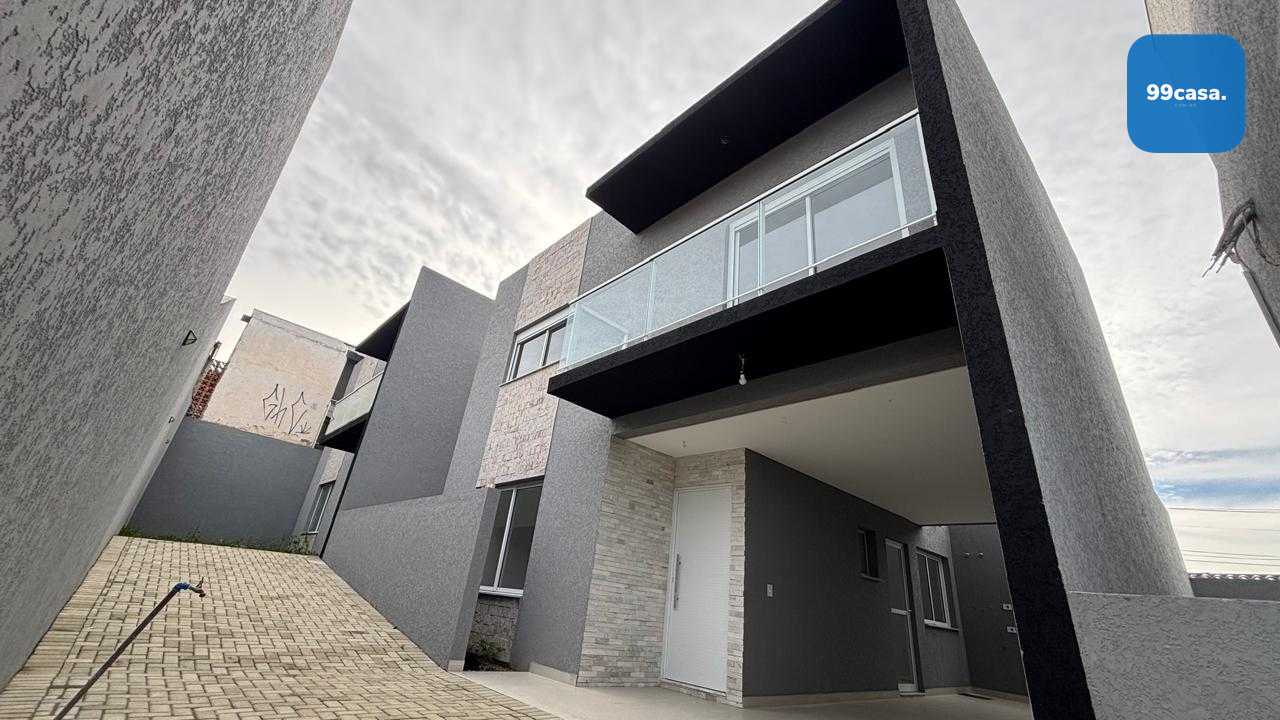 Triplex de Alto Padrão em condomínio no Santa Cândida! Excelen...
