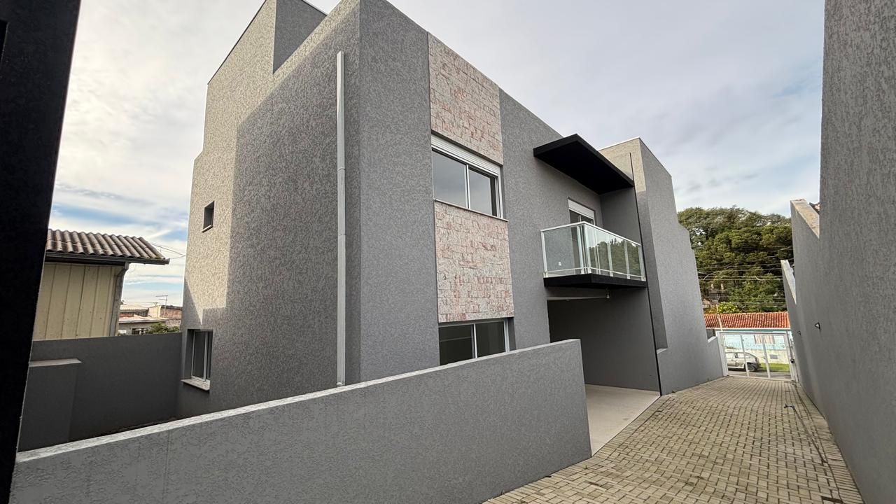Triplex de Alto Padrão em condomínio no Santa Cândida! Excelen...