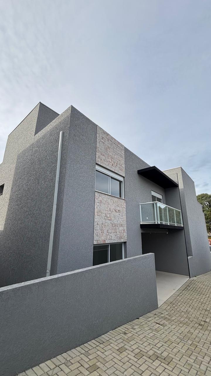 Triplex de Alto Padrão em condomínio no Santa Cândida! Excelen...