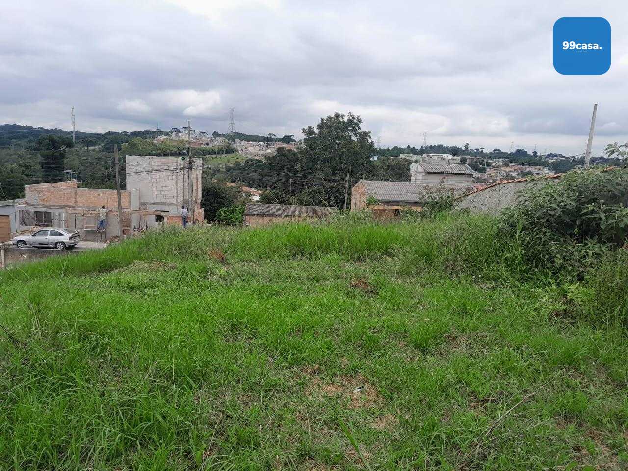 Terreno em Colombo com Excelente Potencial para Construtores e...