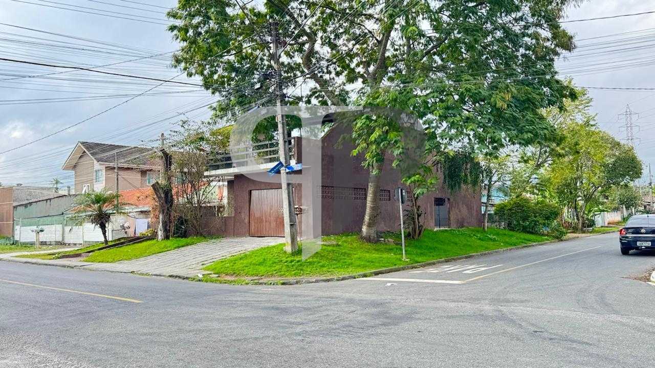 Sobrado de esquina c/ aproximadamente 500 m², excelente para i...