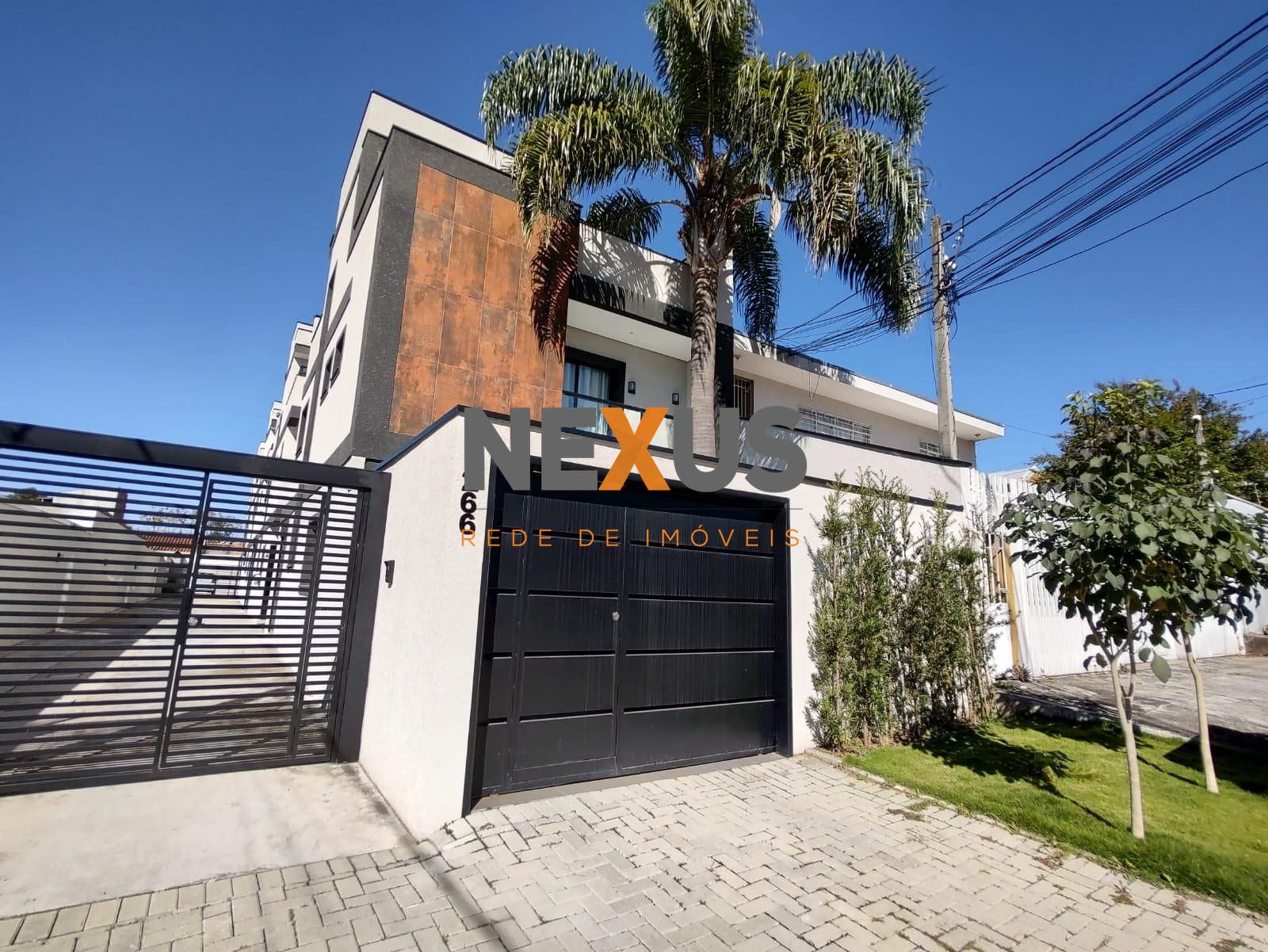 Sobrado Semi Mobiliado com terraço panorâmico! Apenas 150 Metr...