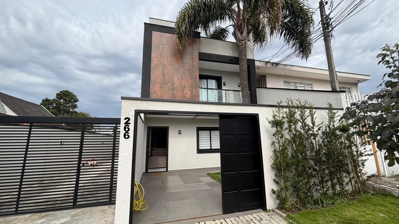 Sobrado Semi Mobiliado com terraço panorâmico! Apenas 150 Metr...