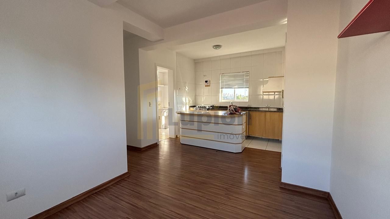 Apartamento no Bairro Alto! 2 quartos sendo 1 suíte, Sacada co...