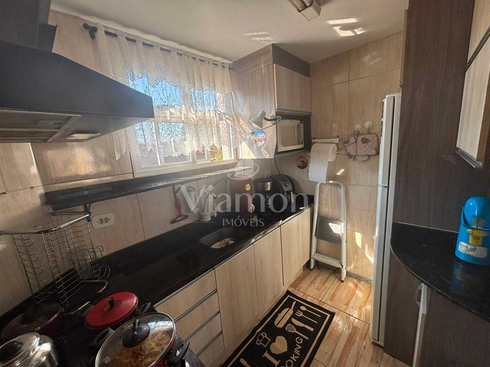 Apartamento Semi Mobiliado com excelente aproveitamento de esp...