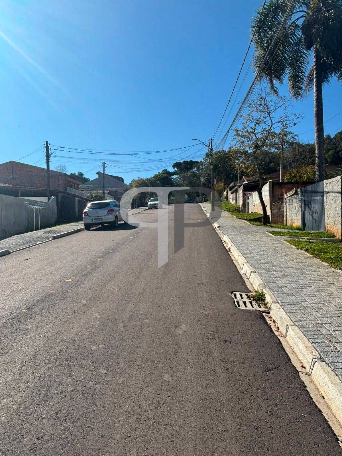 Terreno com Grande Potencial em Pinhais! Com 561m² essa é a op...