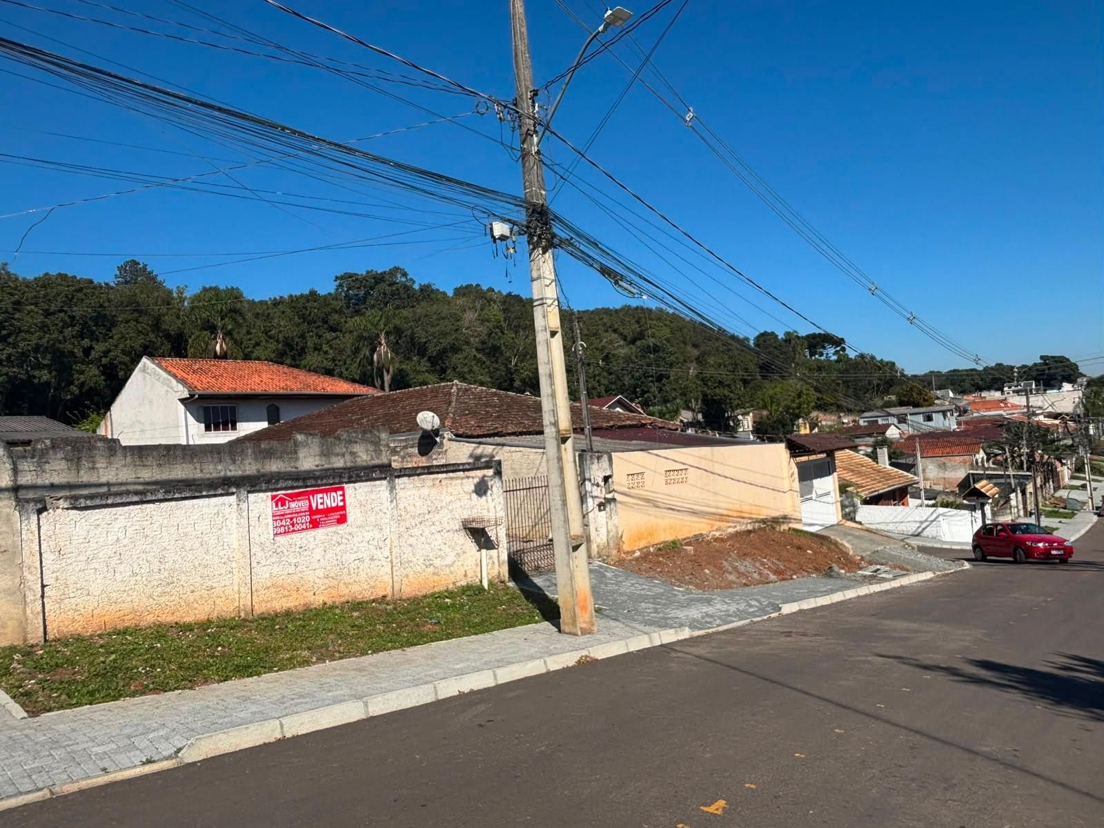 Terreno com Grande Potencial em Pinhais! Com 561m² essa é a op...